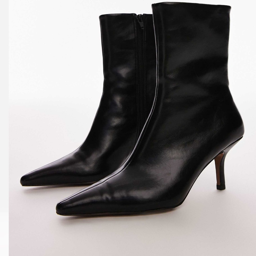Elegant Black Women's Ankle Boots